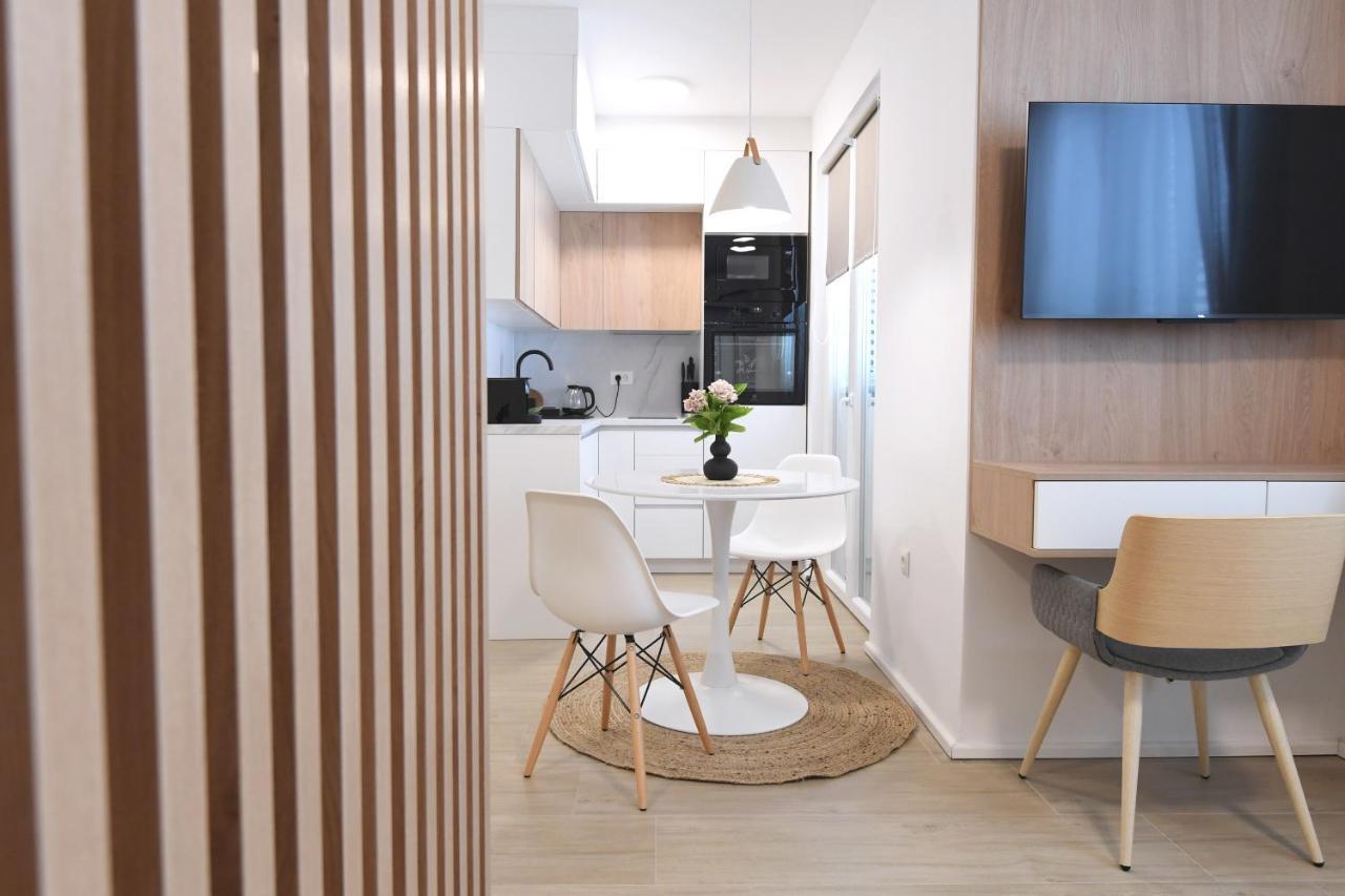 Consul Apartment - Zadar City Center ภายนอก รูปภาพ